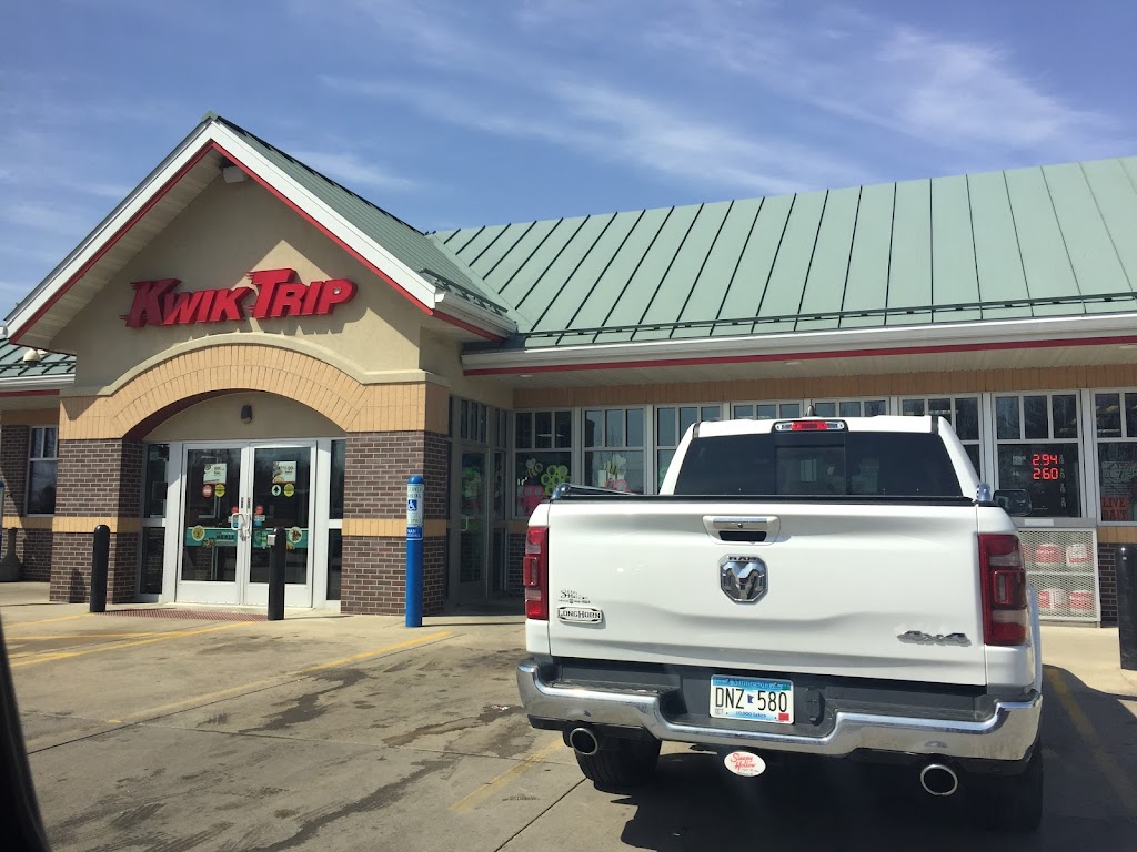 KWIK TRIP #653 | 1223 E Wisconsin St, Portage, WI 53901, USA | Phone: (608) 742-5226