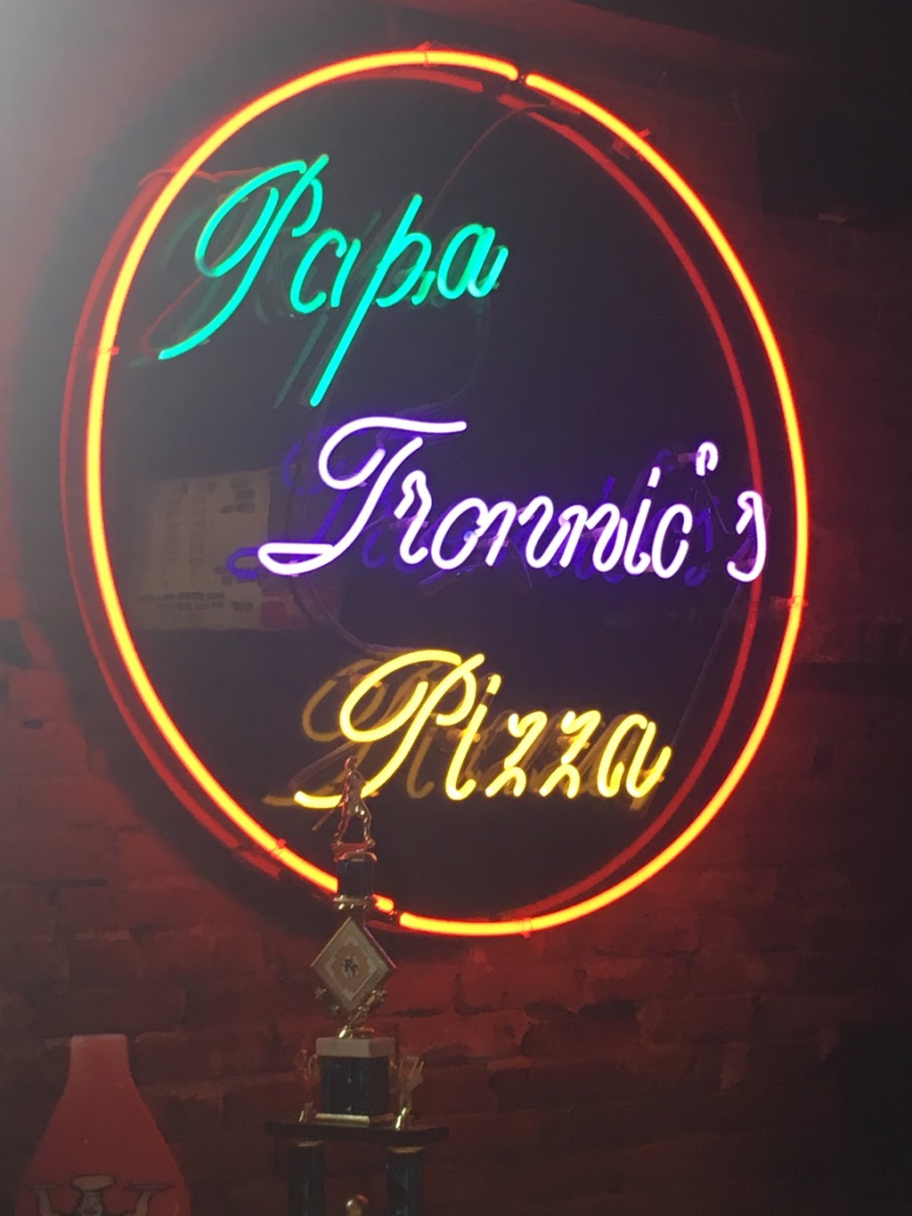 Papa Tronnios Pizza | 202 Broad St, Prescott, WI 54021, USA | Phone: (715) 262-5131