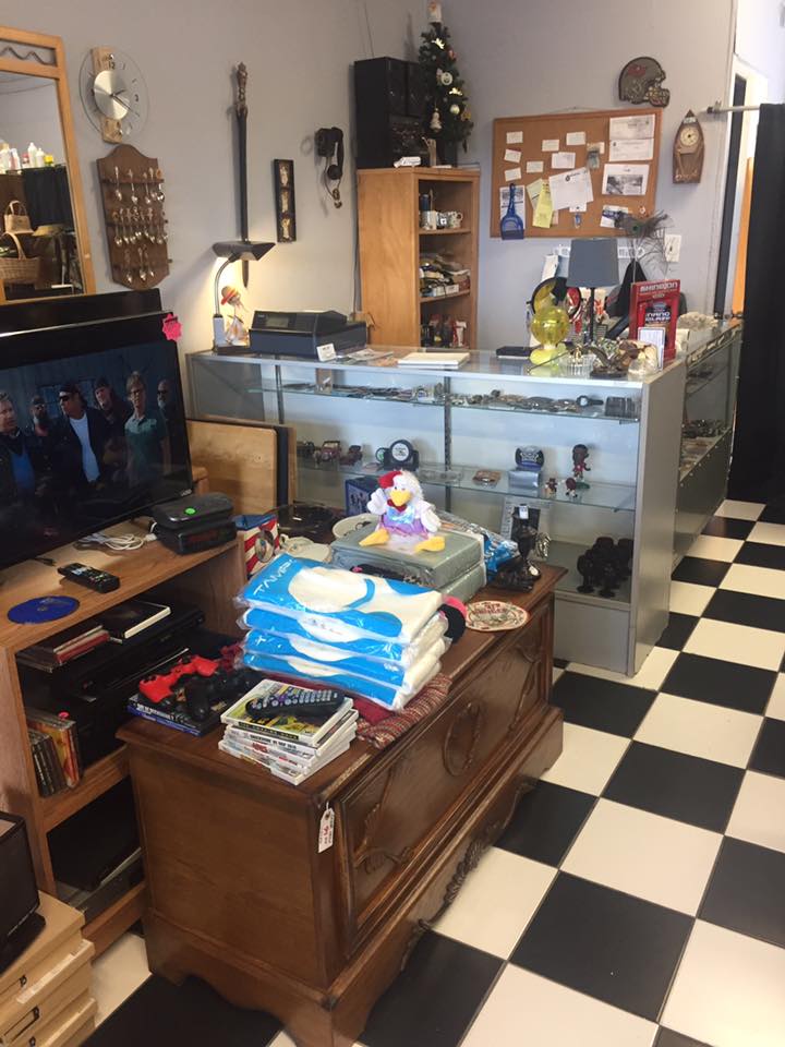 Aunt Bs Attic Thrift Store | 13436 US-19, Hudson, FL 34667, USA | Phone: (727) 485-3297