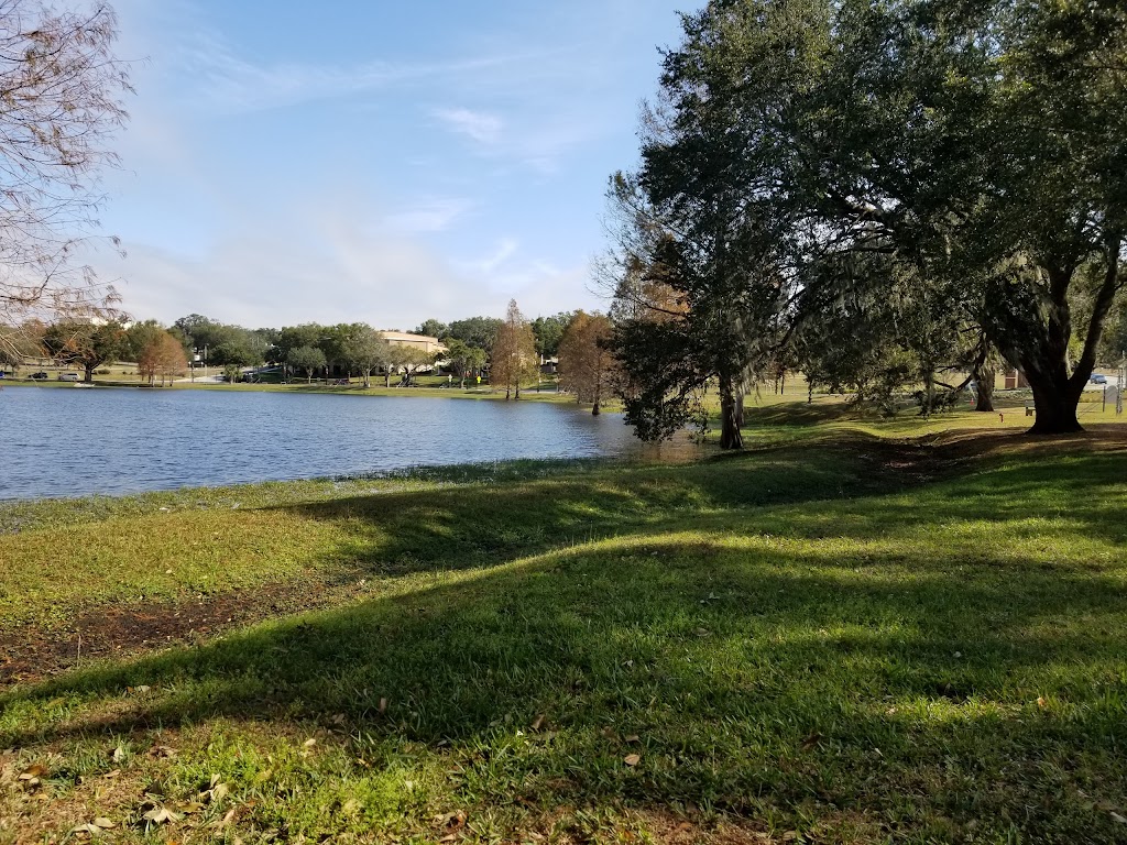 Center Lake Park | Clermont, FL 34711, USA | Phone: (352) 394-3500