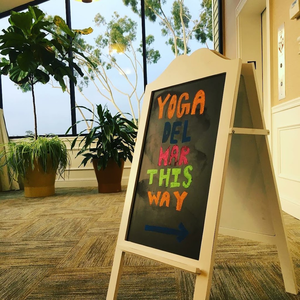 Yoga Del Mar | 13983 Mango Dr #206, Del Mar, CA 92014, USA | Phone: (858) 720-0076