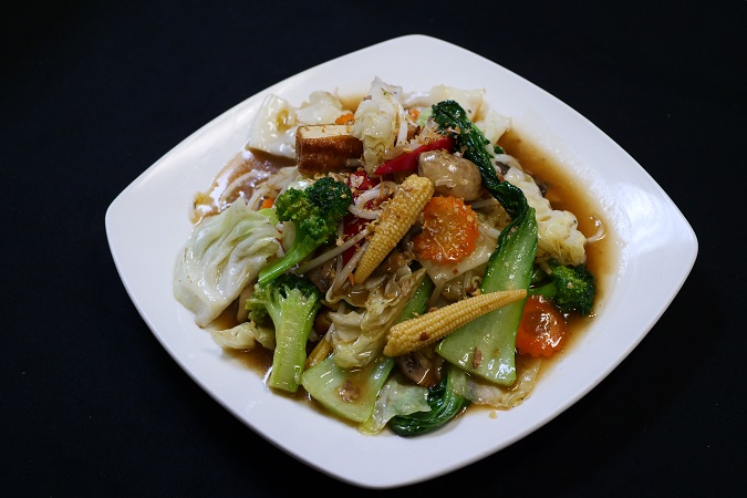 Thai Harbor Restaurant | 16103 Bolsa Chica St, Huntington Beach, CA 92649, USA | Phone: (714) 846-8986