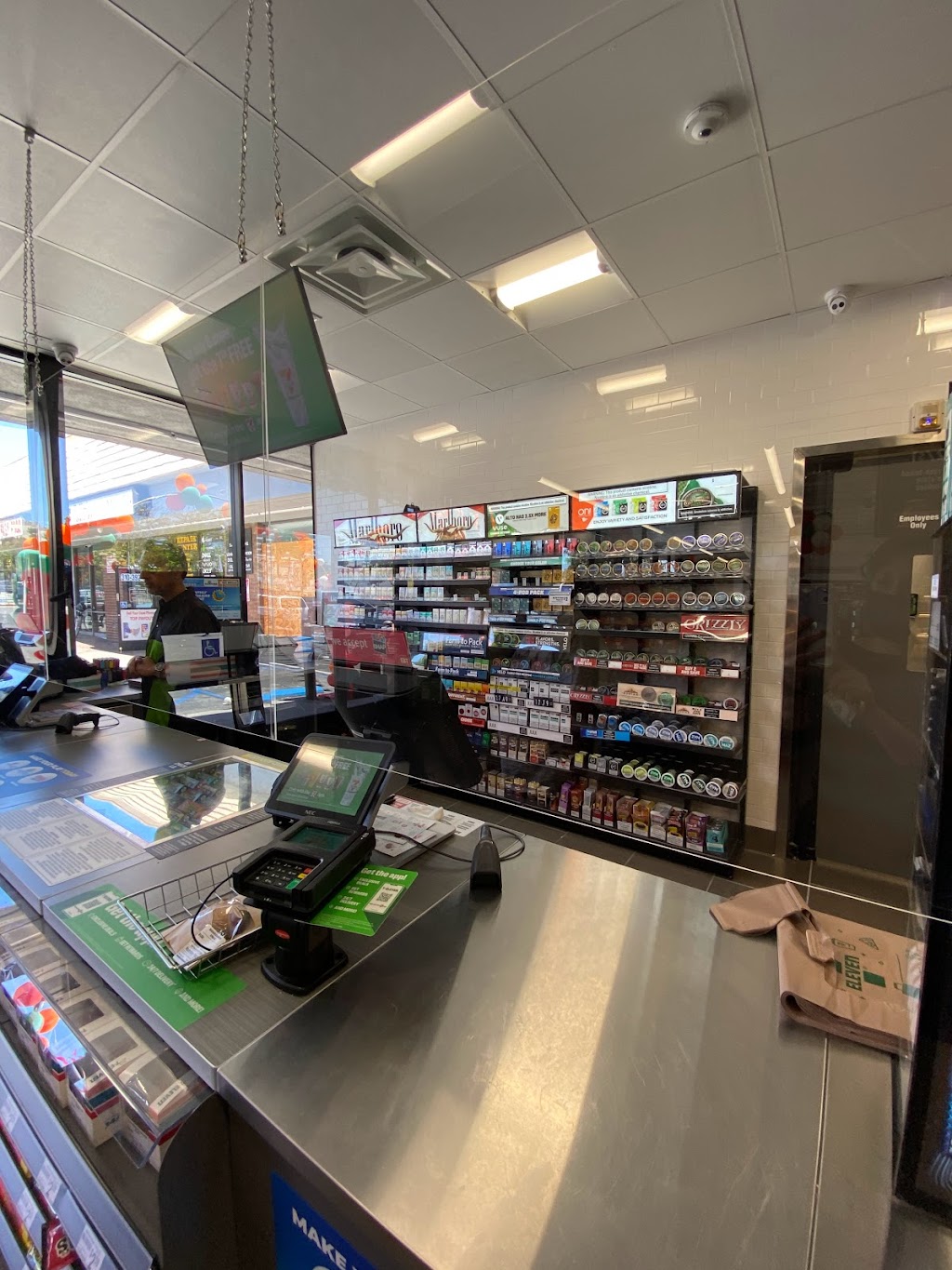 7-Eleven | 1600 Santa Monica Blvd, Santa Monica, CA 90404, USA | Phone: (310) 828-8193