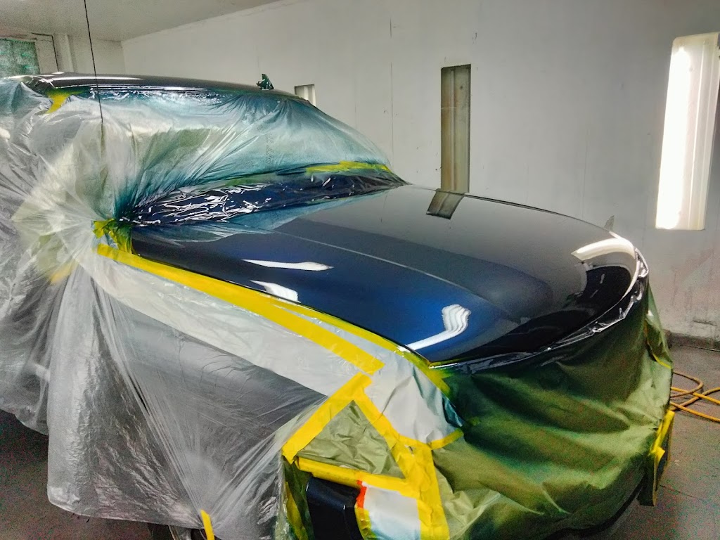 Victors Paint & Body Shop | 1345 Truman St., San Fernando, CA 91340, USA | Phone: (818) 898-1125