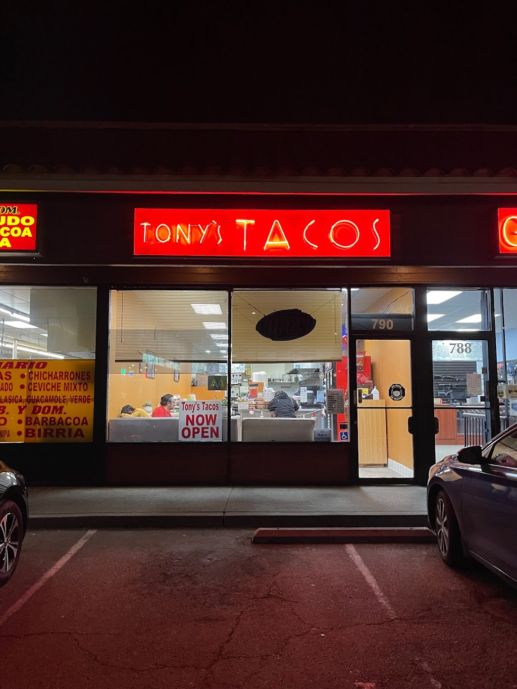 Tonys Tacos | 790 E Alosta Ave, Azusa, CA 91702, USA | Phone: (626) 848-7887