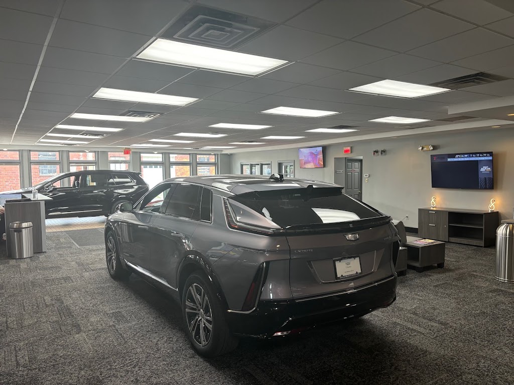 Columbiana Cadillac Chevrolet | 21 E Railroad St, Columbiana, OH 44408, USA | Phone: (330) 470-0944