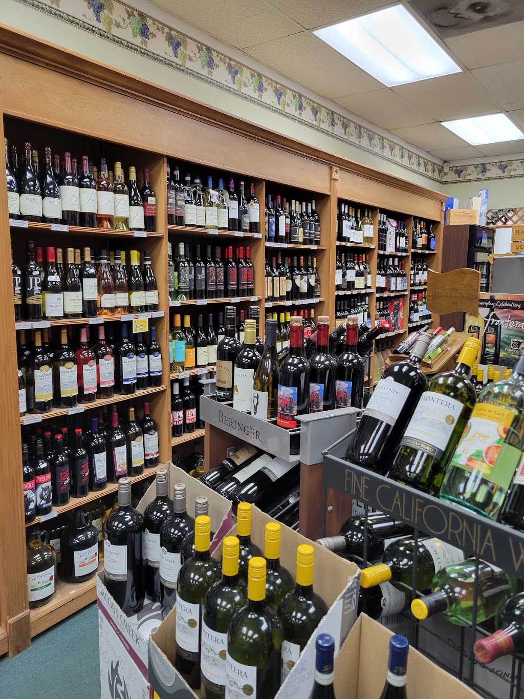 Newbridge Wines & Spirits Corporation | 703 N Newbridge Rd, Levittown, NY 11756, USA | Phone: (516) 942-7673