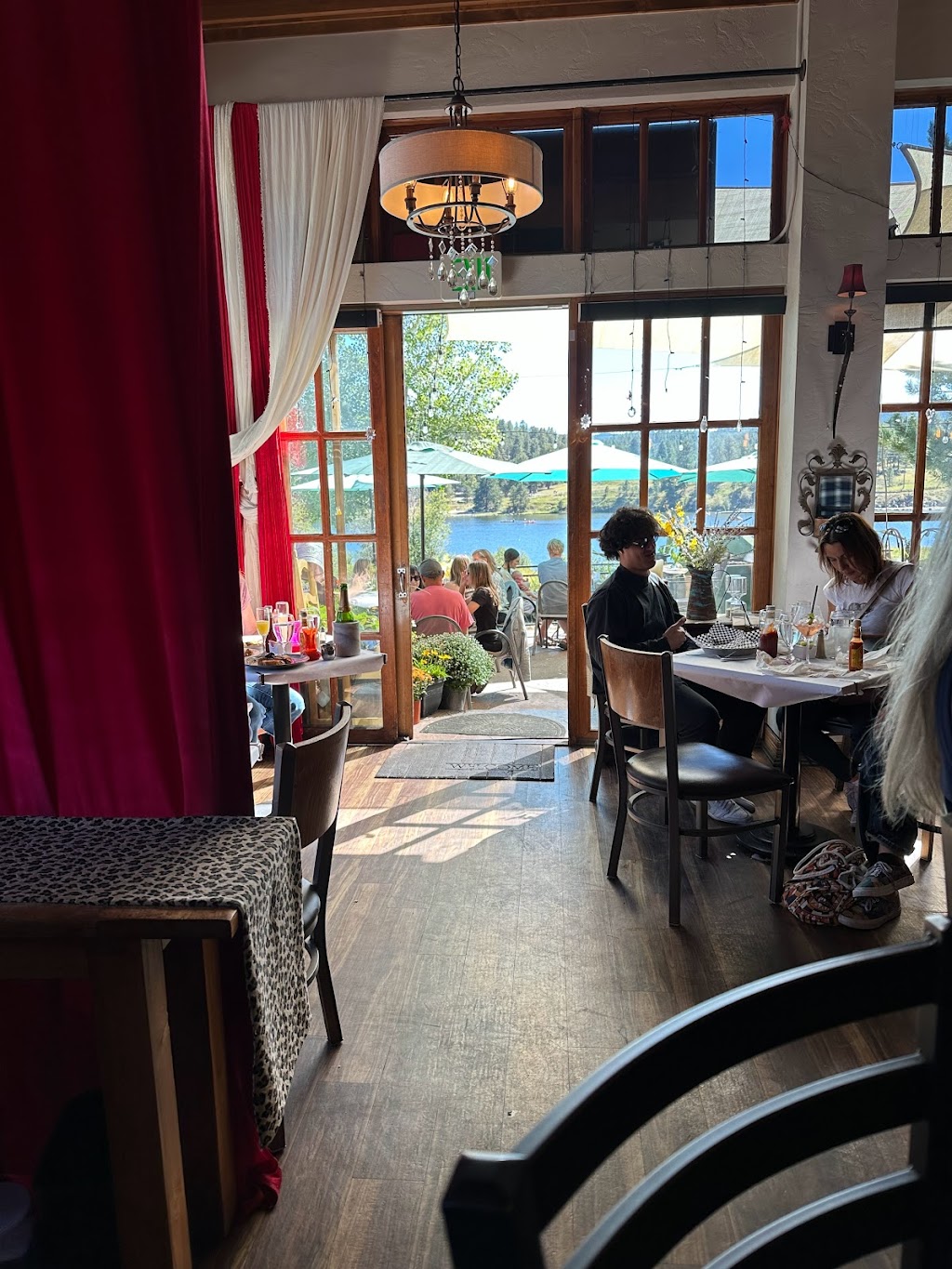 Lakepoint Center | 29025 Upper Bear Creek Rd UNIT C, Evergreen, CO 80439, USA | Phone: (303) 674-9400