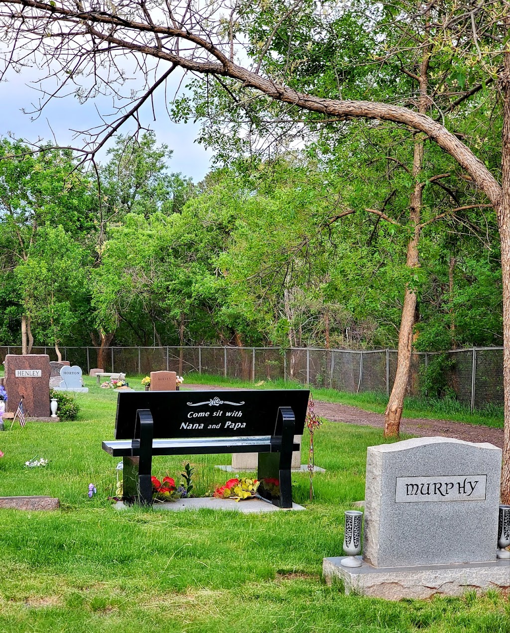 Manitou Springs Cemetery | 101 Banks Pl, Manitou Springs, CO 80829 | Phone: (719) 685-5481