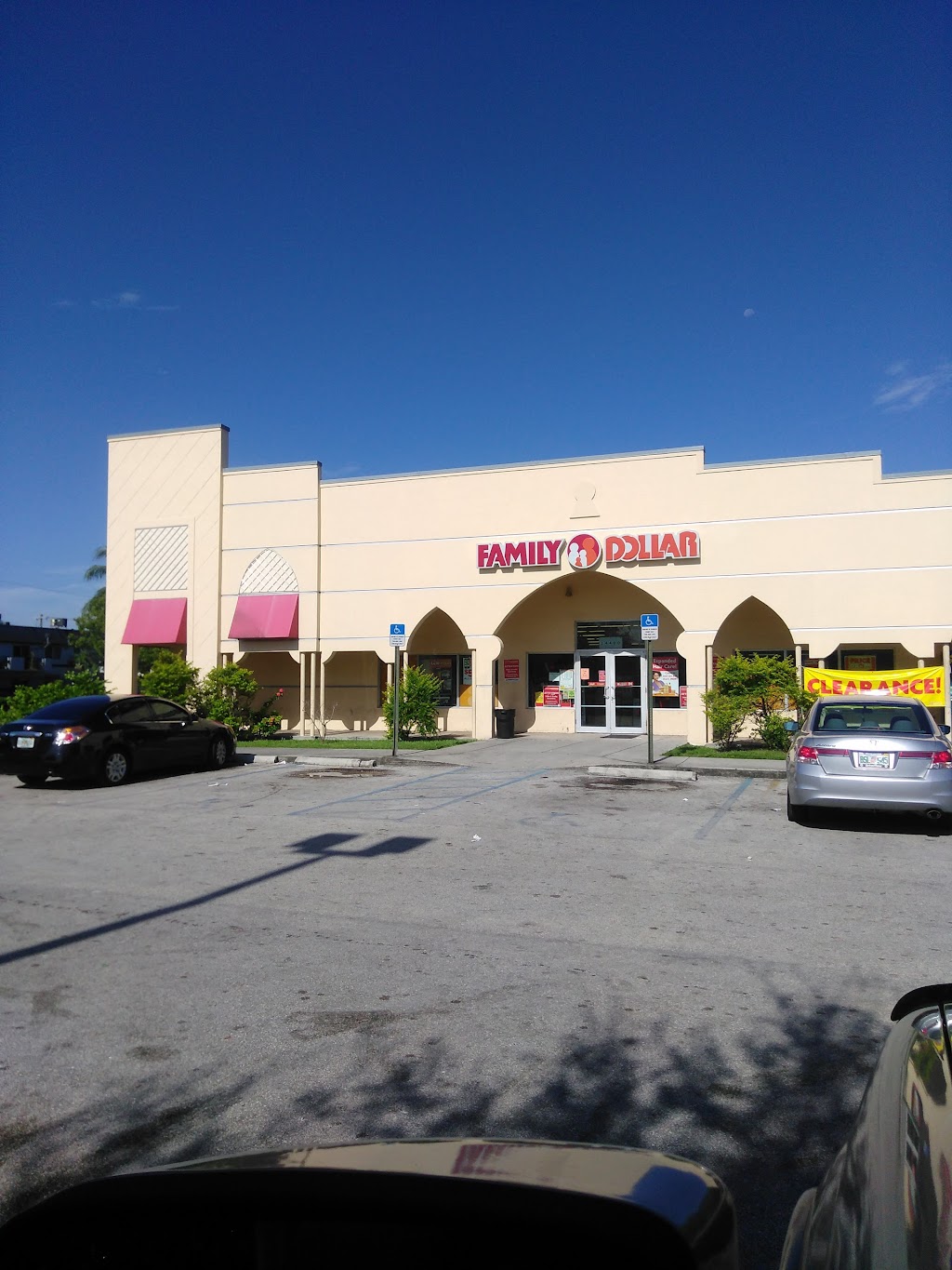 Family Dollar | 14400 NW 27th Ave, Opa-locka, FL 33054, USA | Phone: (786) 804-5638