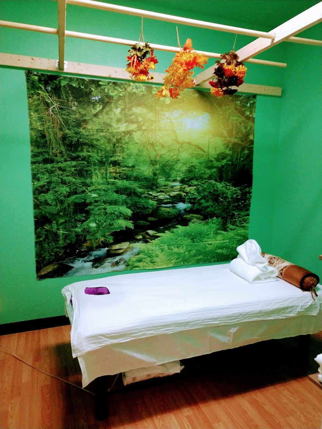 NaNa Massage spa | 5879 Dixie Hwy, Village of Clarkston, MI 48346, USA | Phone: (989) 889-1808