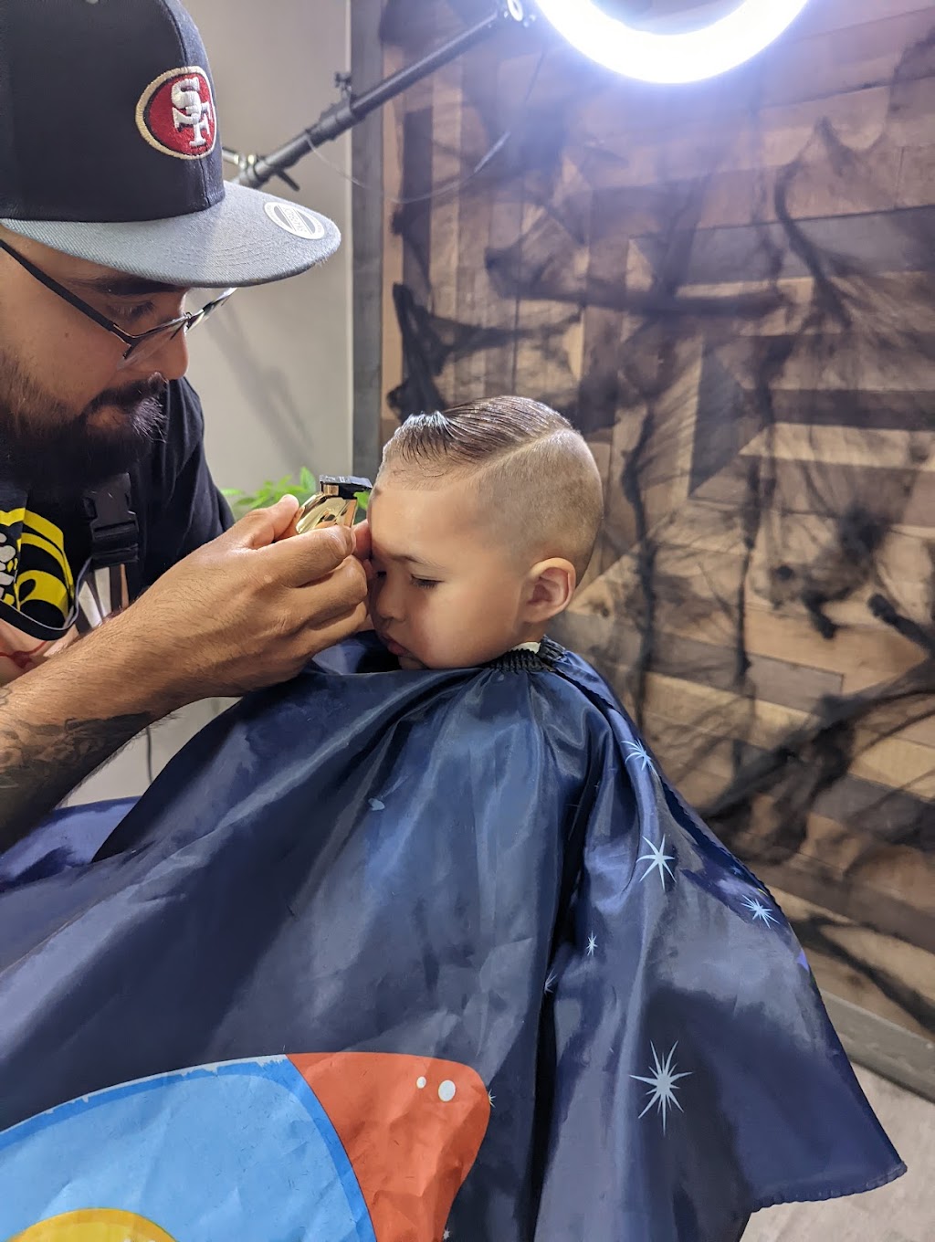 Jays Barber House | 847 Sixth St, Norco, CA 92860, USA | Phone: (951) 275-7044