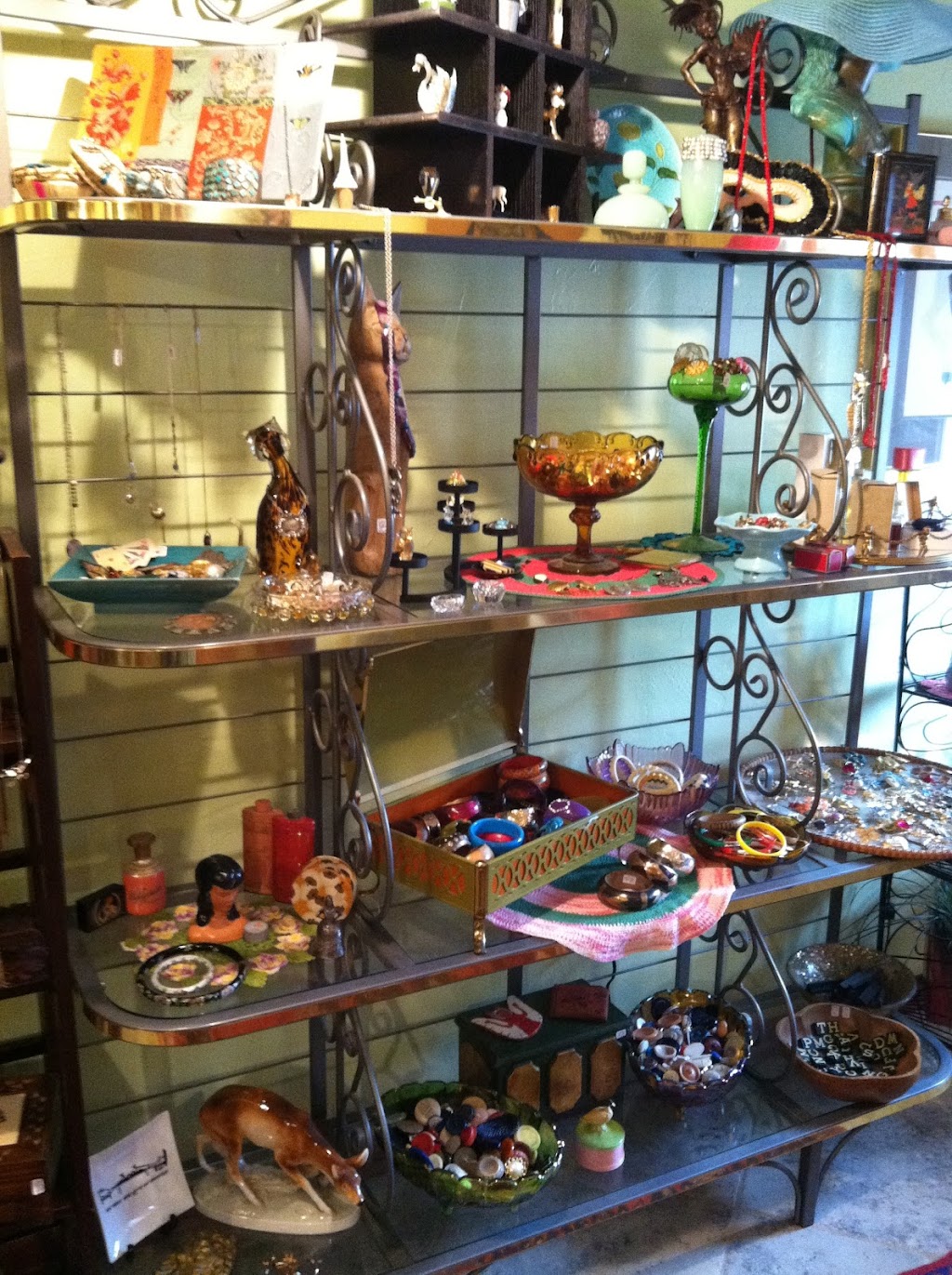 Gypsy Rose | 200 North Blvd Unit 102, Edmond, OK 73034, USA | Phone: (405) 229-9643