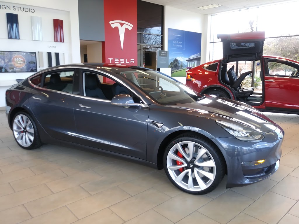 Tesla | 4180 El Camino Real, Palo Alto, CA 94306, USA | Phone: (650) 681-5800