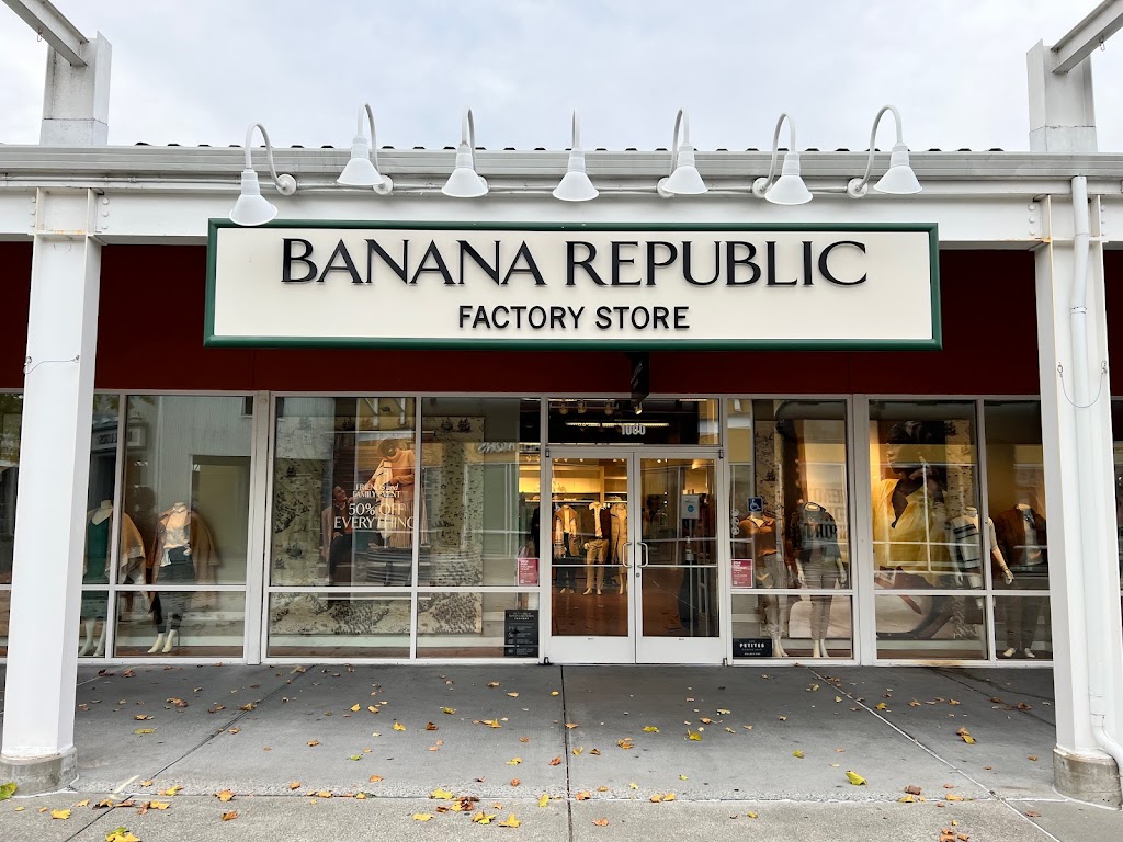 Banana Republic Factory Store | 2200 Petaluma Blvd N, Petaluma, CA 94952, USA | Phone: (707) 782-0191