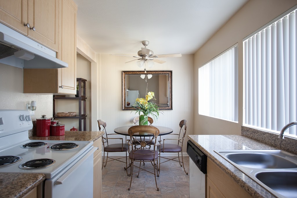 The Homestead Apartments | 1942 N Deerpark Dr, Fullerton, CA 92831, USA | Phone: (714) 993-1080