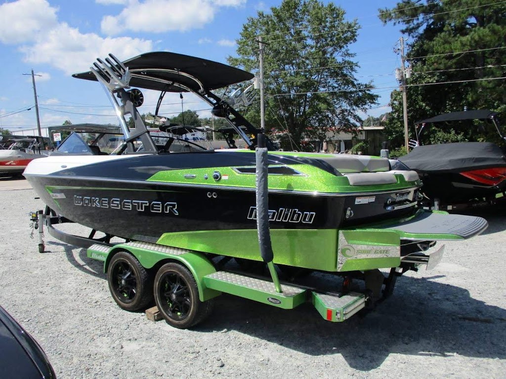 Singleton Marine Used Boat Super Center | 3149 Shoreland Dr, Buford, GA 30518 | Phone: (770) 945-0577