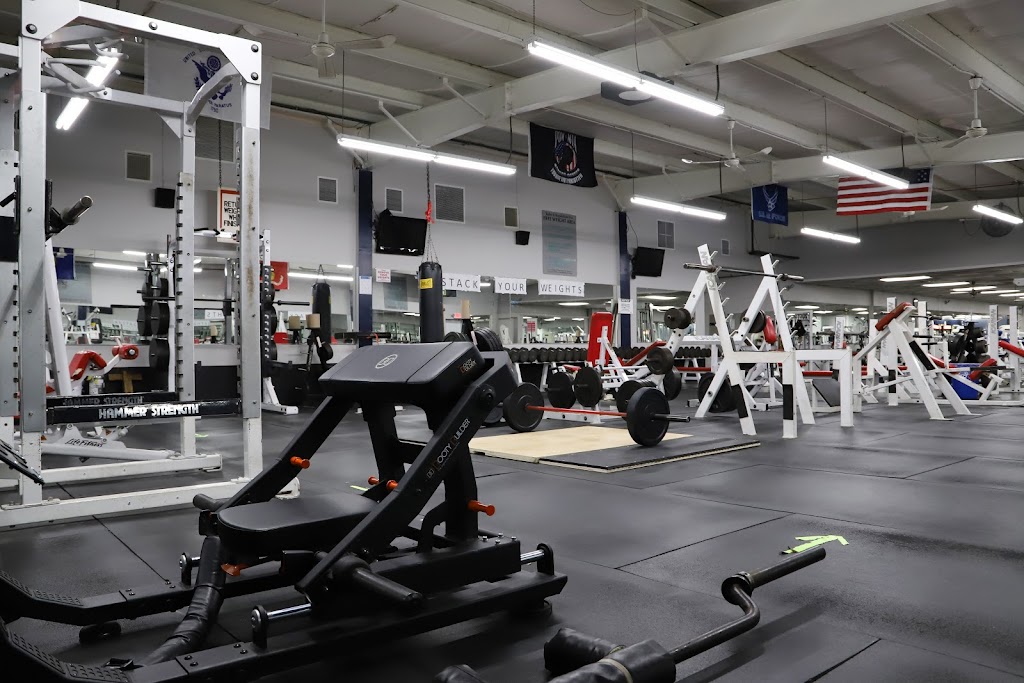 Bridgewater Fitness Center | 620 Bedford St # C, Bridgewater, MA 02324, USA | Phone: (508) 697-0374