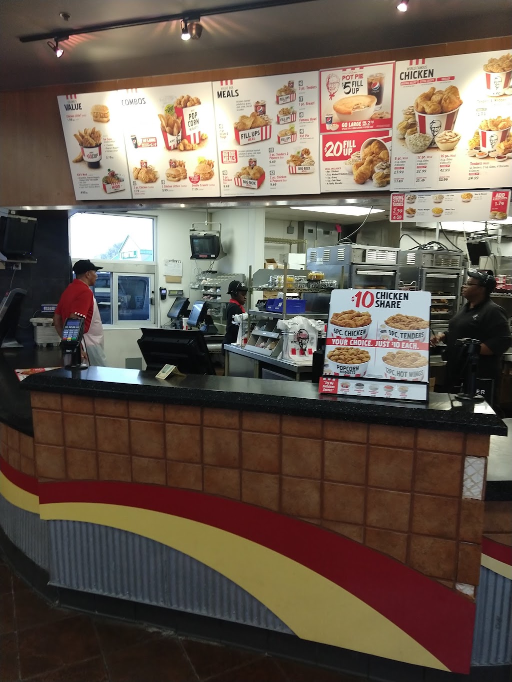 KFC | 1221 Grand Ave, Baldwin, NY 11510, USA | Phone: (516) 623-8656