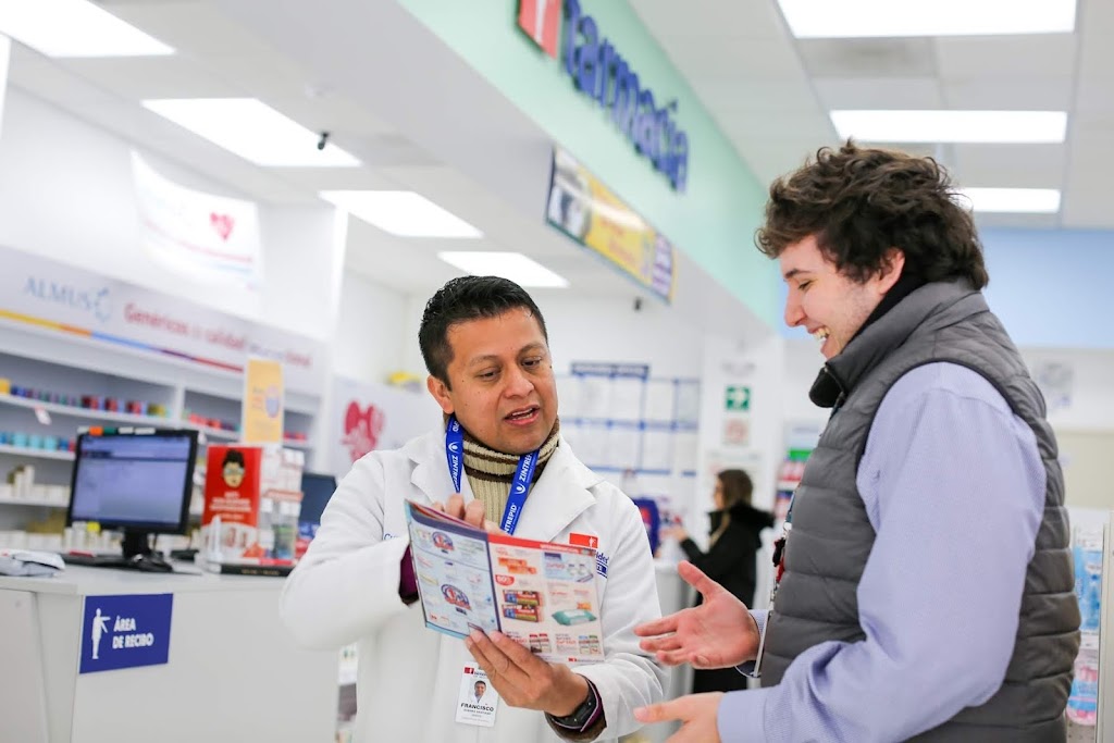 Farmacias Benavides | Loma Del Cielo 26202, Lomas Del Refugio, El Refugio, 22254 Tijuana, B.C., Mexico | Phone: 81 8126 0000