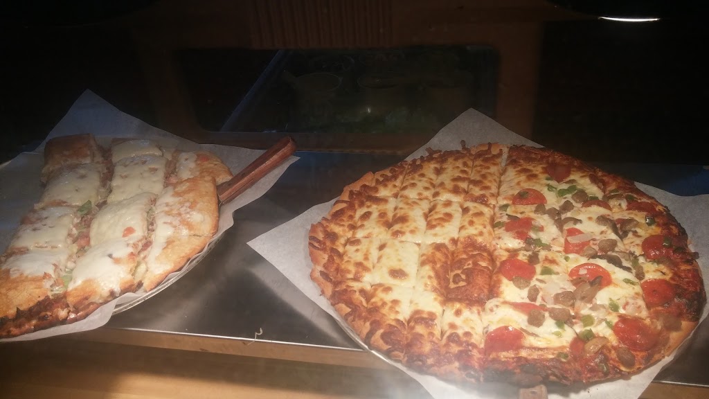 Reds Pizza | 381 Perry St, Fostoria, OH 44830, USA | Phone: (419) 435-2224