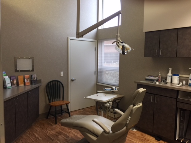 Castle Rock Dental Health | 2 Oakwood Park Plaza #206, Castle Rock, CO 80104, USA | Phone: (303) 952-6201