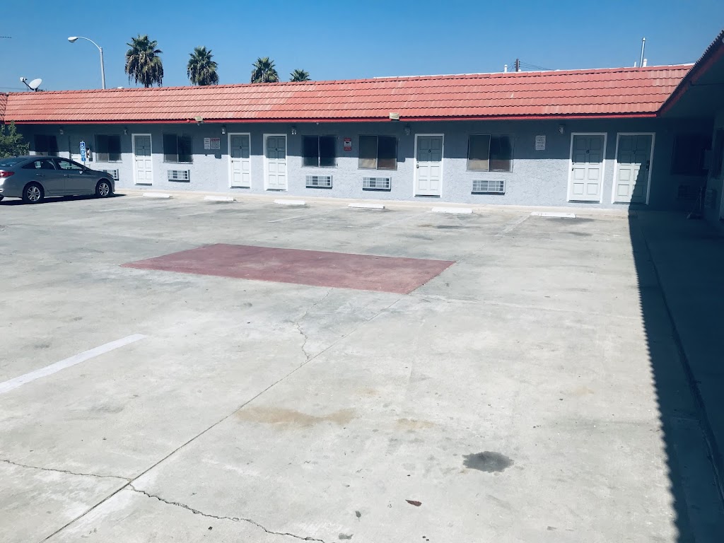 Rocky Inn Motel | 12330 Long Beach Blvd, Lynwood, CA 90262, USA | Phone: (310) 763-8873