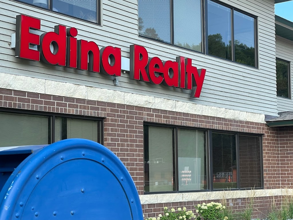 Edina Realty | 400 2nd St S Ste 130, Hudson, WI 54016 | Phone: (715) 386-8236