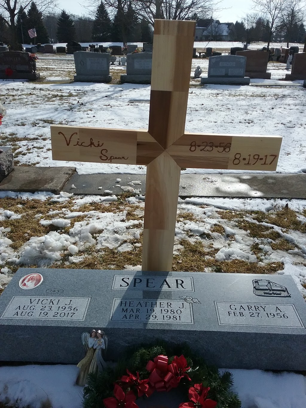 Independent Order of Odd Fellows (IOOF) Cemtery | 1109 Hartzell Rd, New Haven, IN 46774, USA | Phone: (260) 749-2554