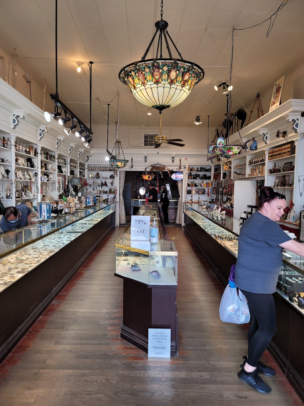 Shaws Purveyor Of Fine Jewelry And Gifts | 38 S C St, Virginia City, NV 89440, USA | Phone: (775) 847-9210