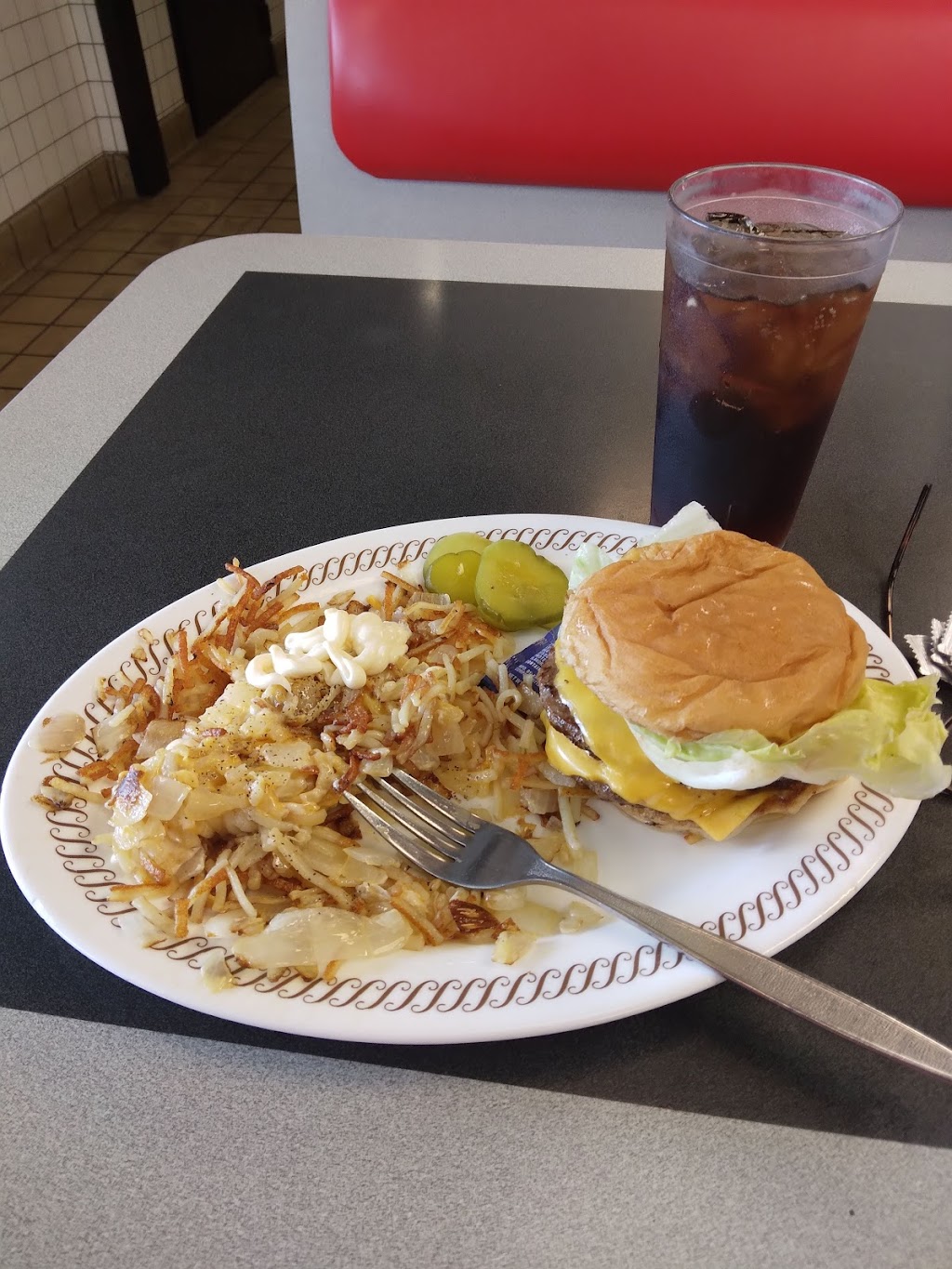 Waffle House | 2284 Gala Ave, Hubbard, OH 44425, USA | Phone: (330) 534-3000