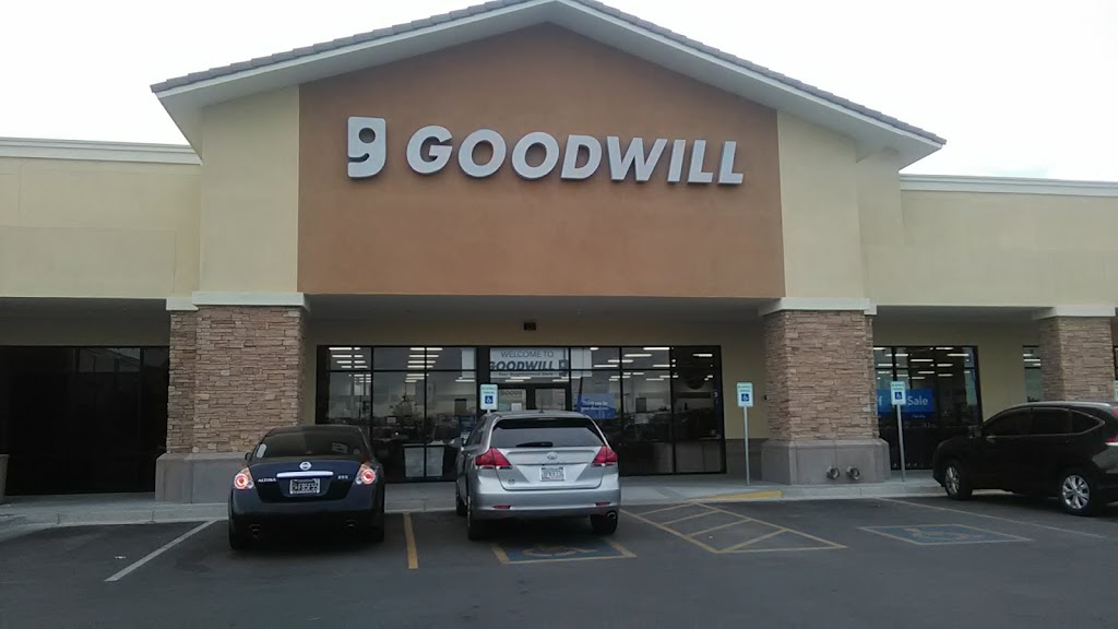 Gilbert & Ocotillo Goodwill Retail Store and Donation Center | 2825 E Ocotillo Rd, Chandler, AZ 85249, USA | Phone: (480) 398-7645