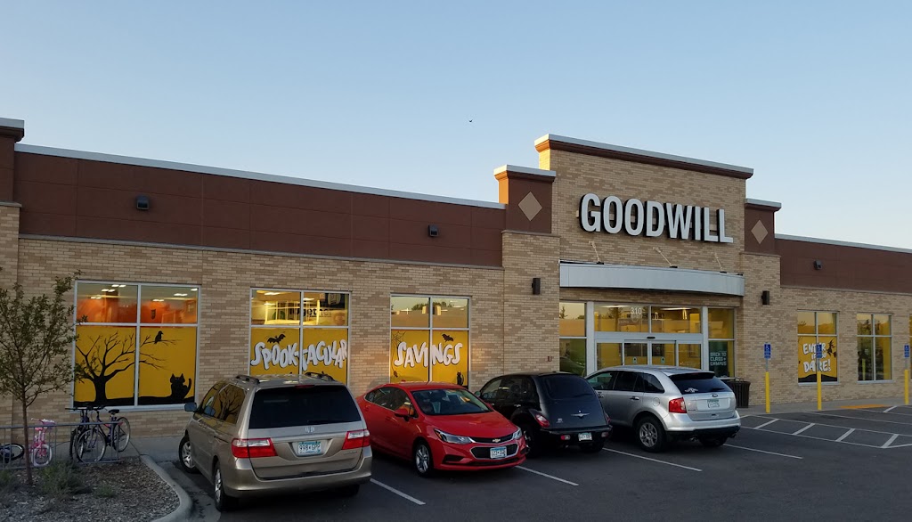 Goodwill - Chaska | 310 Pioneer Trail, Chaska, MN 55318, USA | Phone: (952) 303-6827