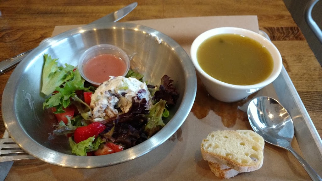 Vinaigrette Salad Kitchen | 1781 Sharkey Way #2028, Lexington, KY 40511, USA | Phone: (859) 317-5966