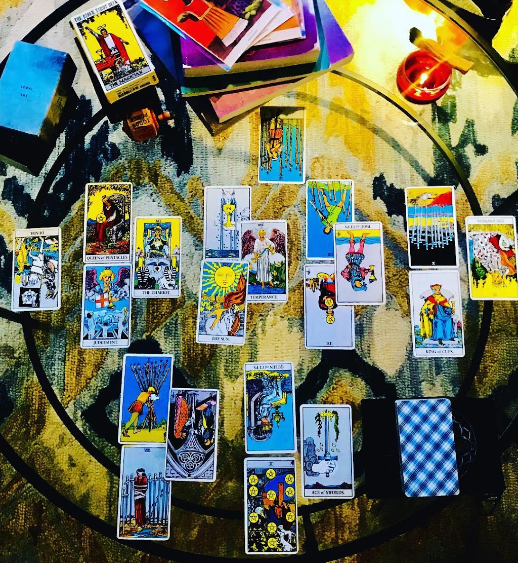 Cards & Clarity | 233 N Kenmore Ave, Los Angeles, CA 90004 | Phone: (864) 205-7247