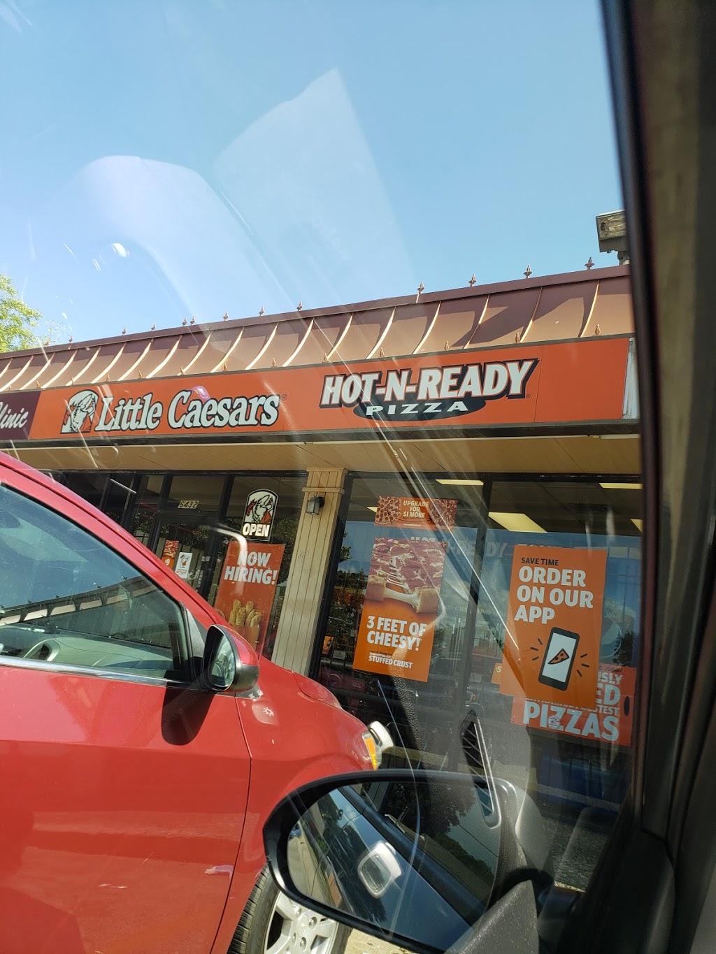Little Caesars Pizza | 6432 Meadowbrook Dr, Fort Worth, TX 76112, USA | Phone: (817) 496-1230