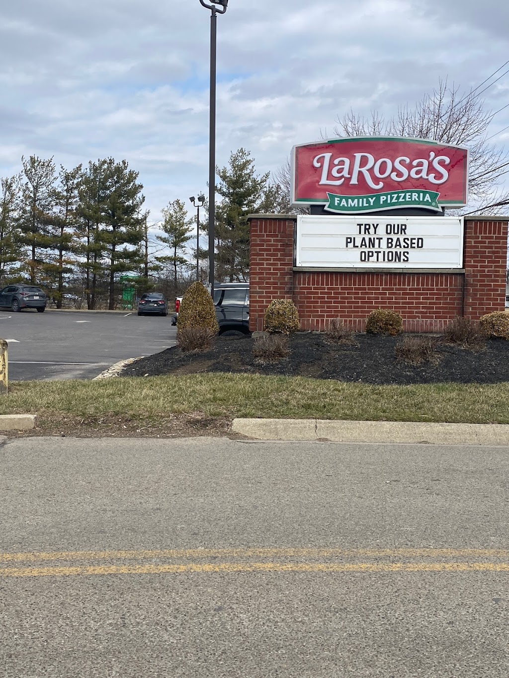 LaRosas Pizza Lebanon | 1871 Deerfield Rd, Lebanon, OH 45036, USA | Phone: (513) 347-1111