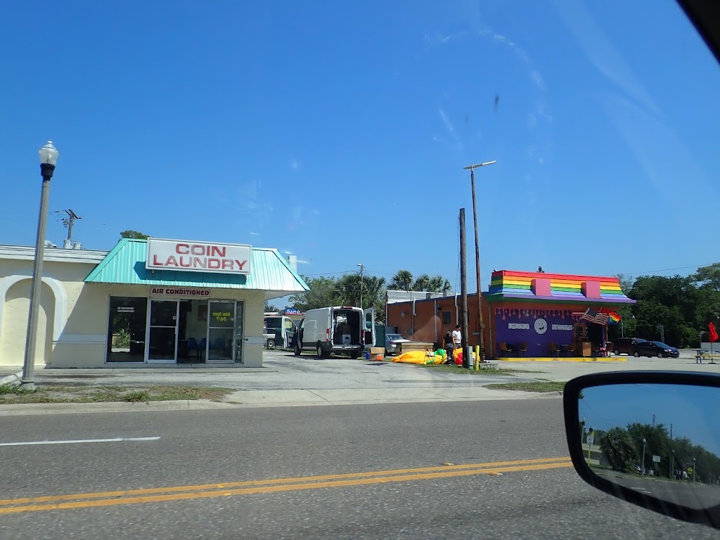 Best Laundromats of FL | 2130 49th St S, St. Petersburg, FL 33705, USA | Phone: (813) 443-5549