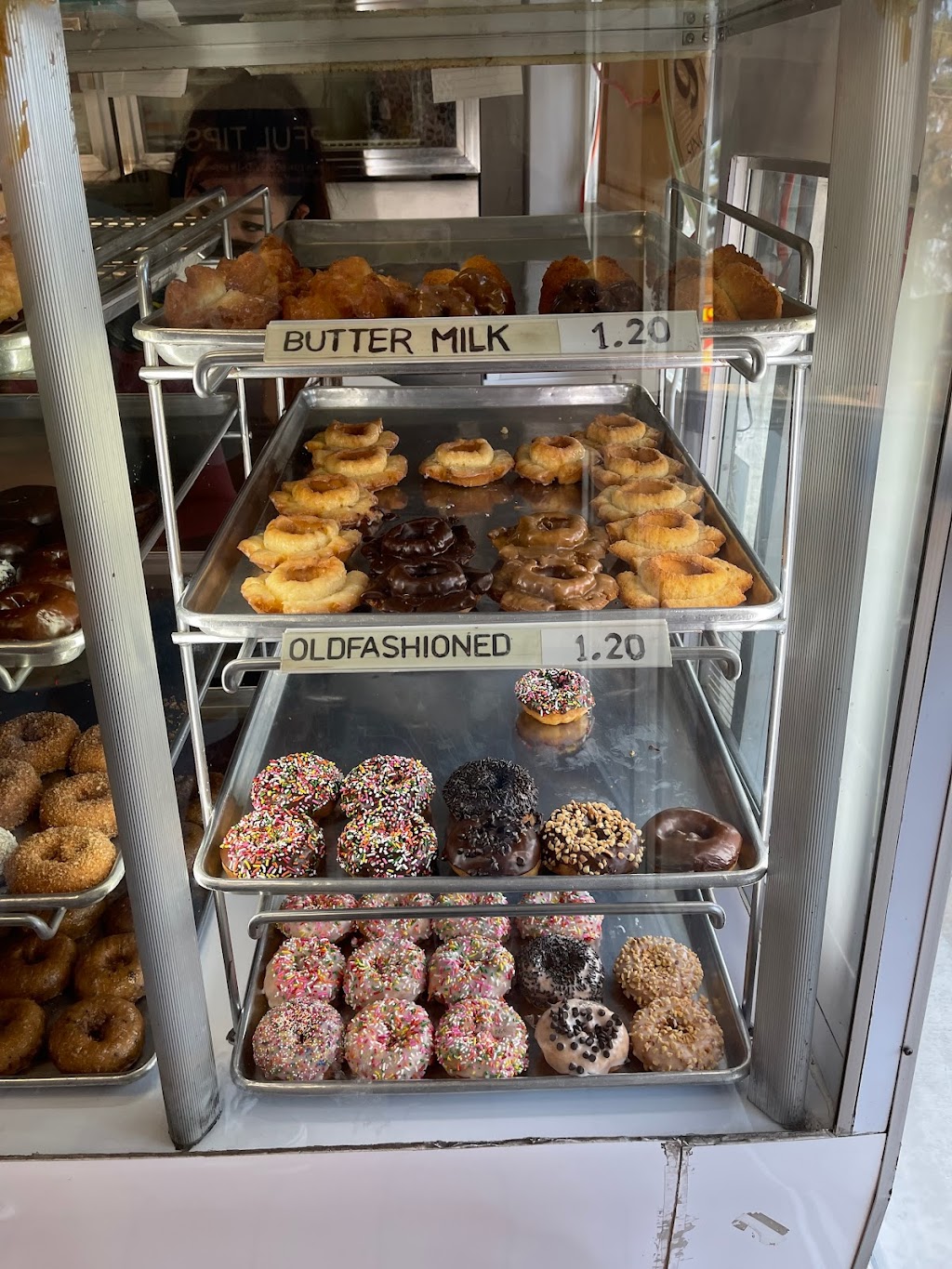 Kennys Donuts | 6821 Fairlynn Blvd, Yorba Linda, CA 92886, USA | Phone: (714) 777-5044