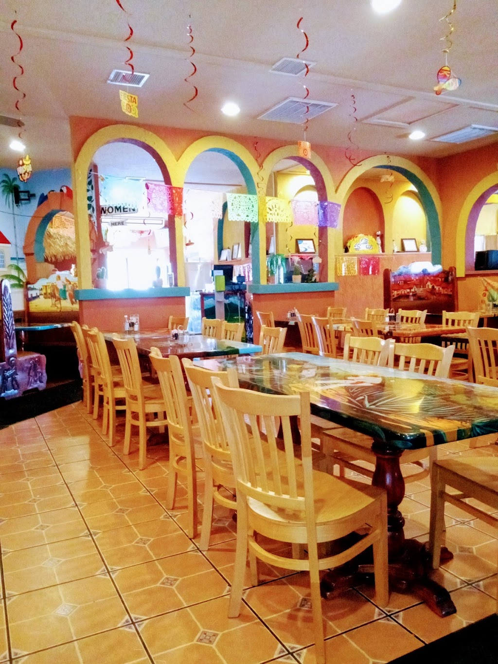 Casa Las Palmas | 4000 E Harbor Light Landing Dr, Port Clinton, OH 43452, USA | Phone: (419) 734-6593