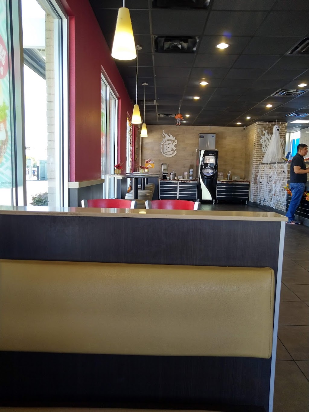 Burger King | 1104 W Main St, Lewisville, TX 75067, USA | Phone: (972) 906-5813