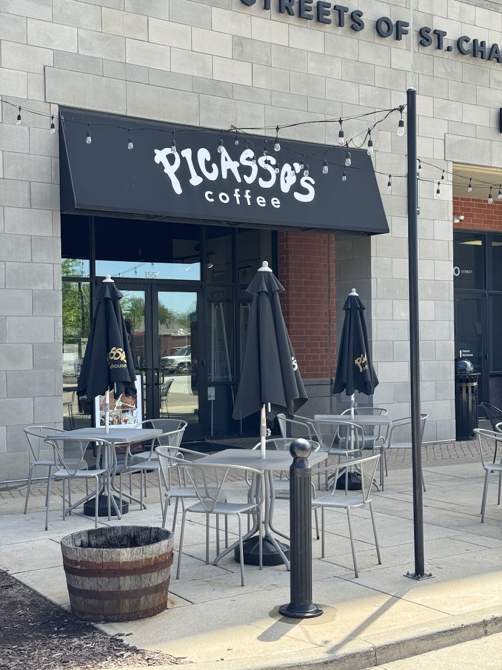 Picassos Coffee | 1650 Beale St #155, St Charles, MO 63303, USA | Phone: (636) 410-8348
