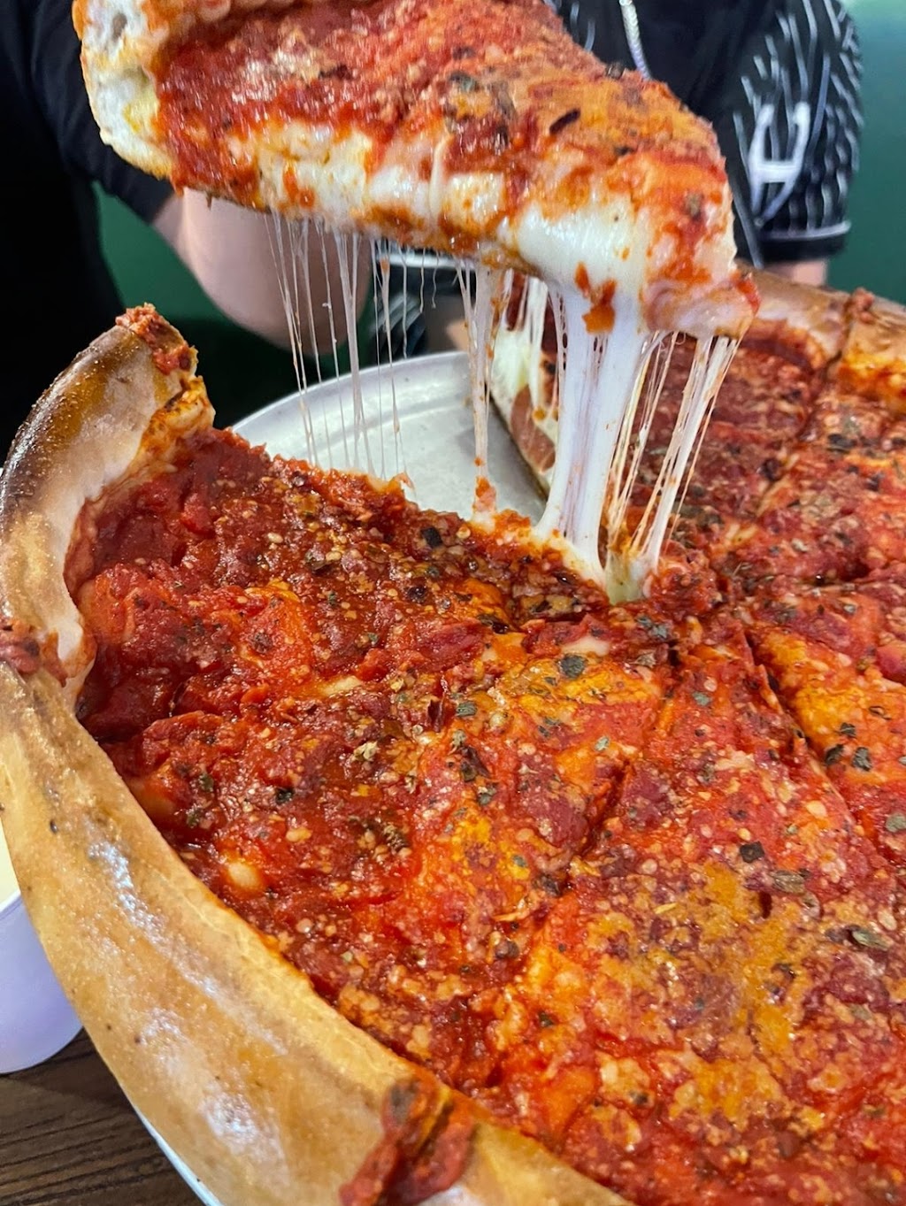 Chicago Stuffed Pizza Co. | 7965 Melrose Ave, Los Angeles, CA 90046, USA | Phone: (323) 879-9773