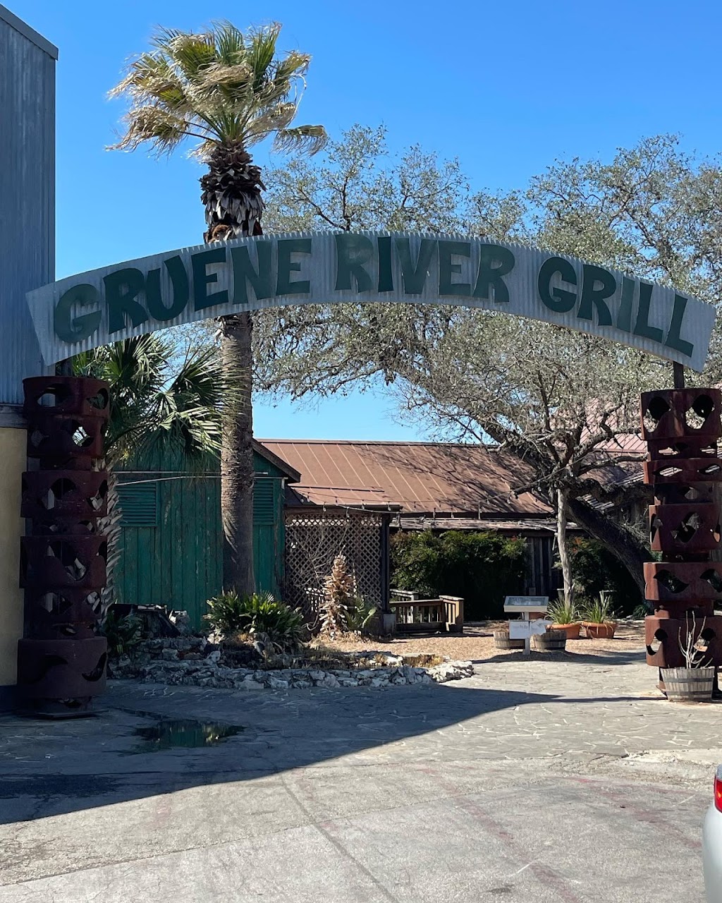 Gruene River Grill | 1259 Gruene Rd, New Braunfels, TX 78130, USA | Phone: (830) 624-2300