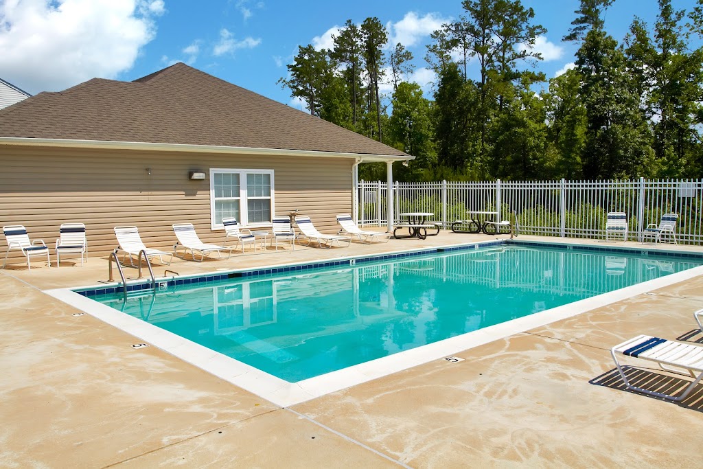 Broadwater Townhomes | 15149 Broadwater Way, Chester, VA 23831, USA | Phone: (833) 650-0675