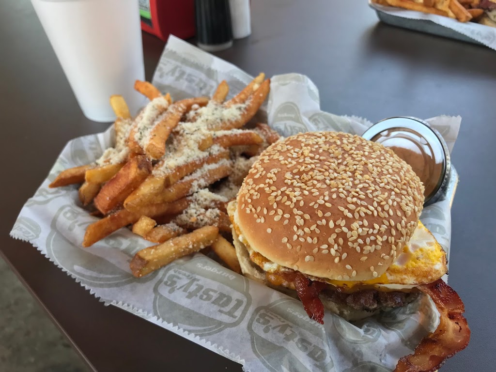 Tastys Fresh Burgers | 710 Centre St, Fernandina Beach, FL 32034, USA | Phone: (904) 321-0409