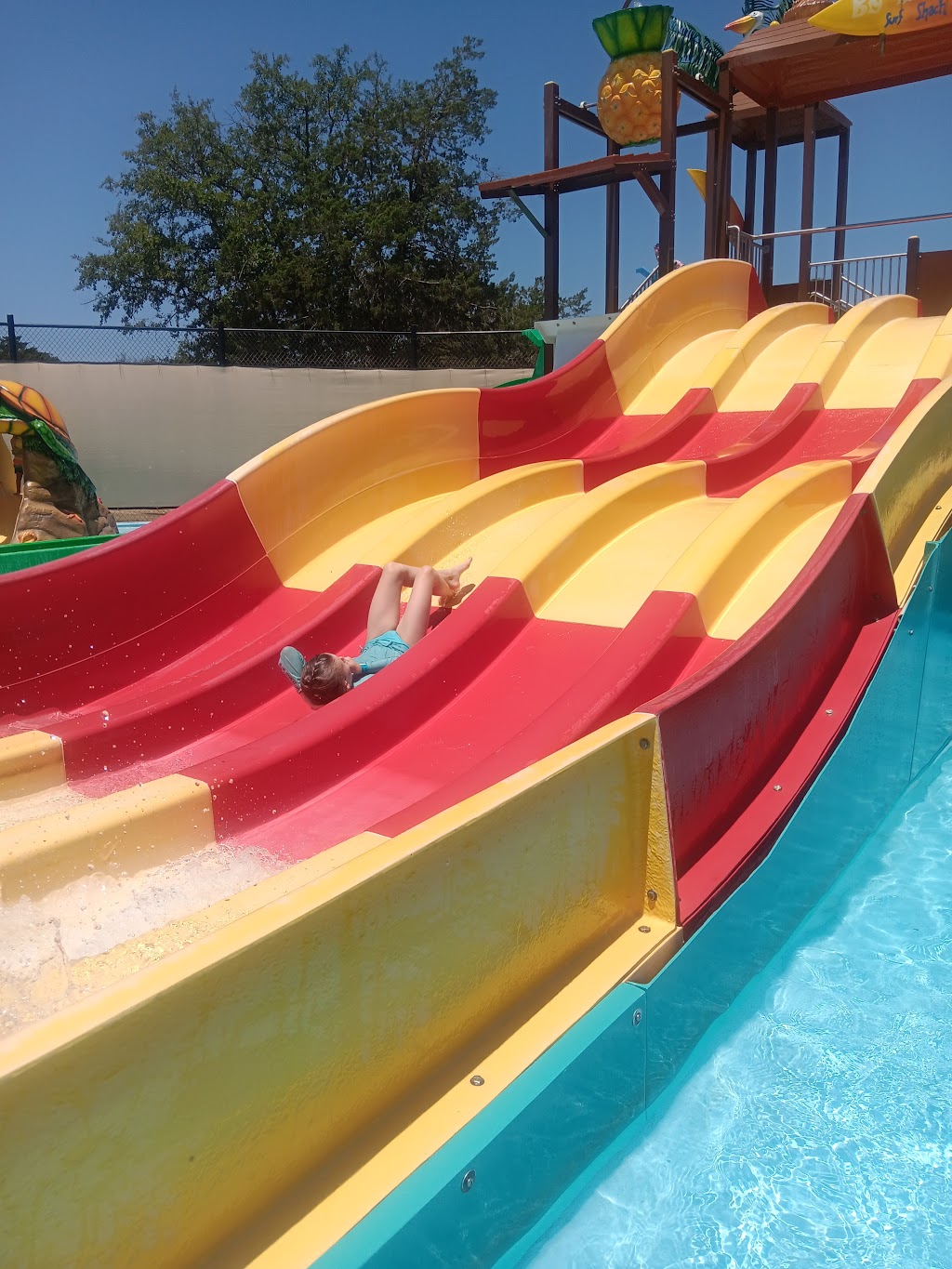 Whatz-Up Water Park | 700 E Cedar Creek Pkwy, Seven Points, TX 75143, USA | Phone: (903) 432-9955