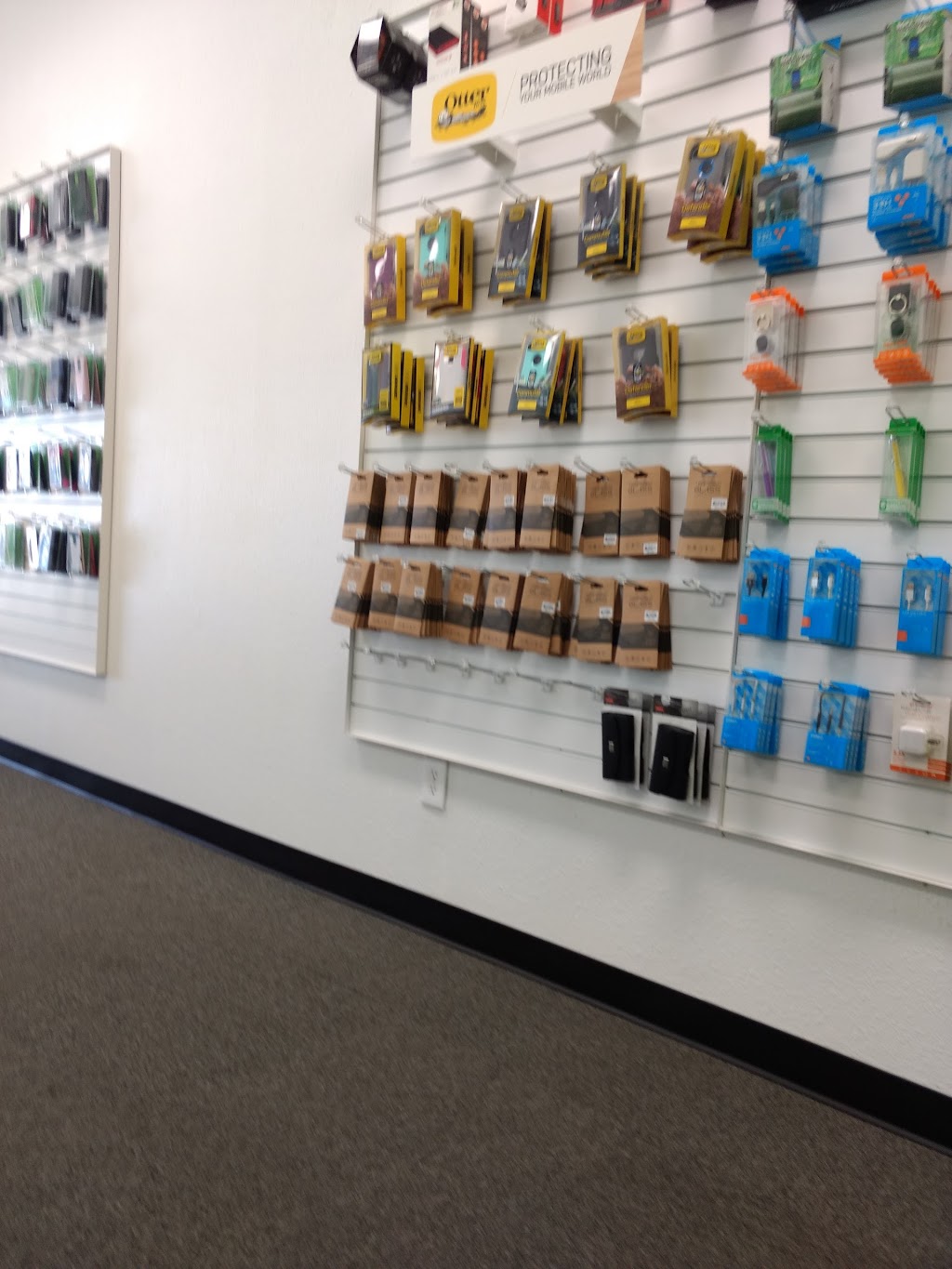 Cricket Wireless Authorized Retailer | 9534 Winter Gardens Blvd Ste B, Lakeside, CA 92040, USA | Phone: (619) 456-4999