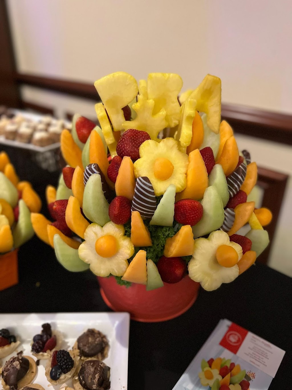 Edible Arrangements | 26 Mill Rd, Eastchester, NY 10709, USA | Phone: (914) 202-9123