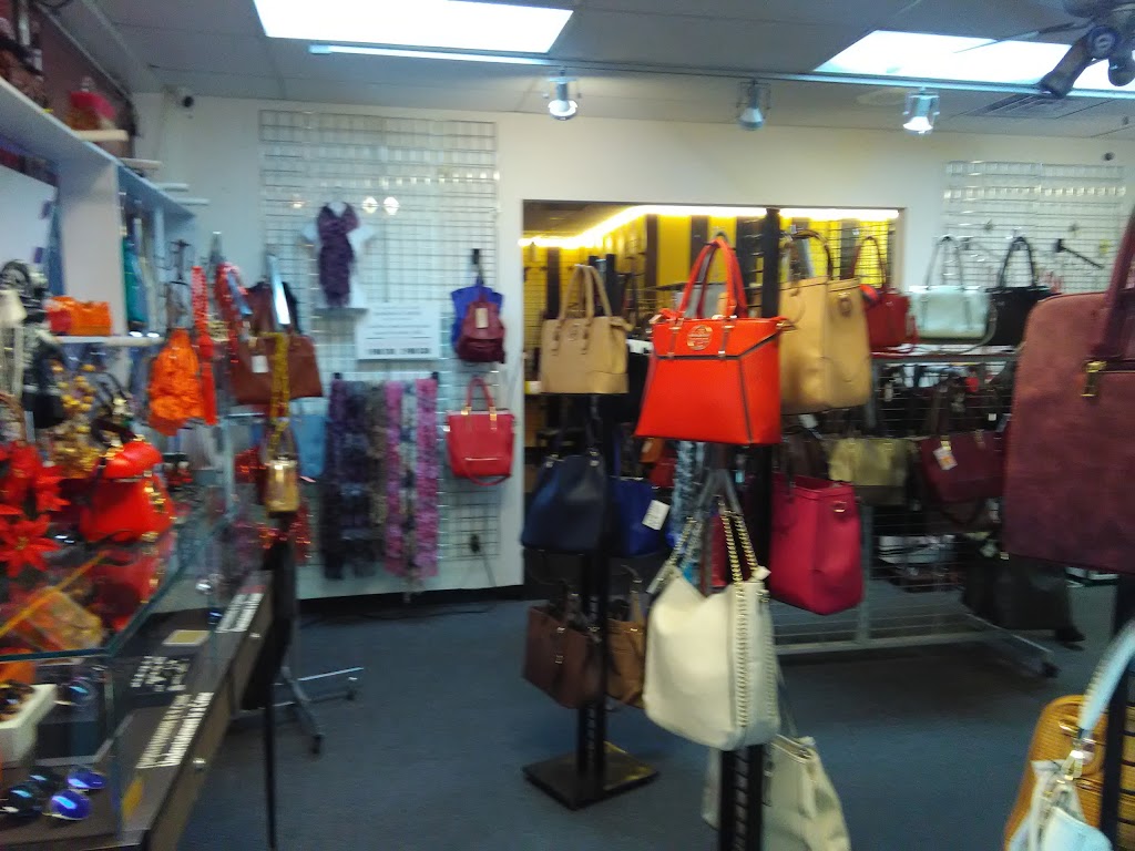 Fashion Forward Handbags Outlet | 1750 S Rainbow Blvd, Las Vegas, NV 89146 | Phone: (702) 561-6200